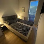Głowackiego 10 *
