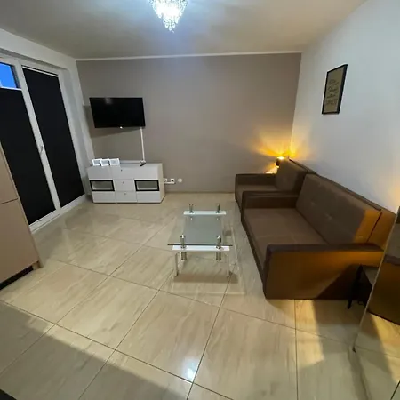 Glowackiego 10 アパート *