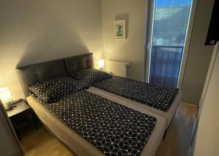 아파트 Glowackiego 10 *