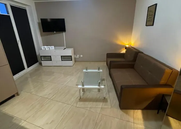 Glowackiego 10 아파트 *